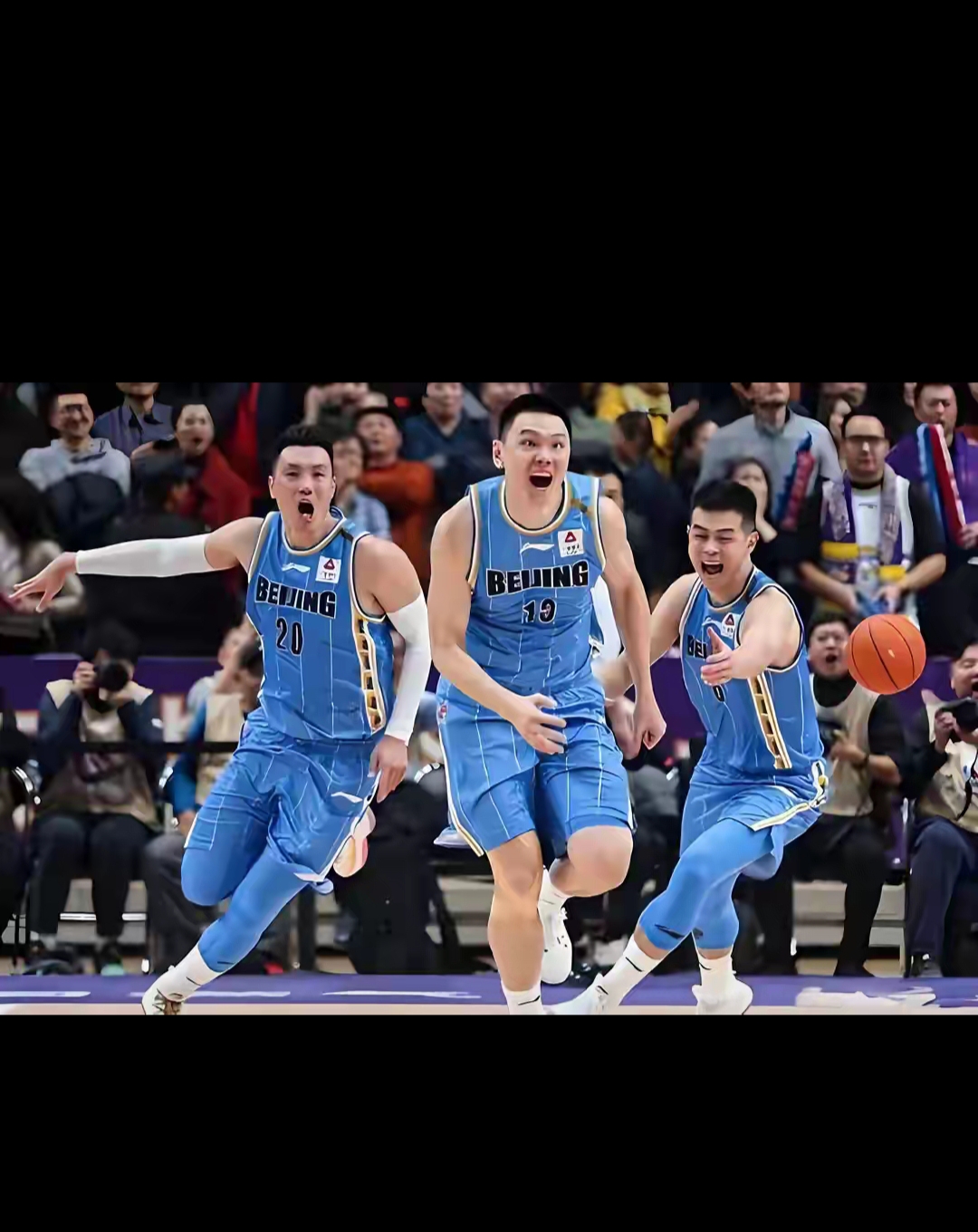利记官网-新疆男篮在主场击败北京队，豪取胜利
